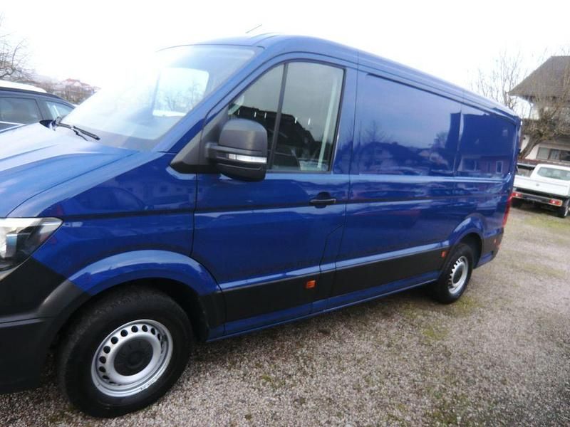 Gebraucht VW Crafter 140 PS (102 kW) 2020 Blau Van