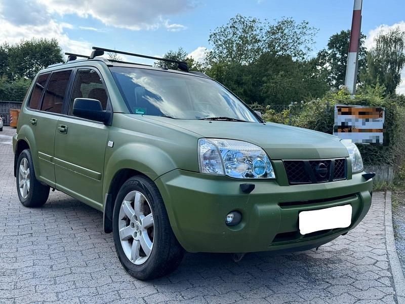 Grün Gebraucht 2005 Nissan X-Trail SUV | 1.999 € (Fairer Preis) - Bild 1/4