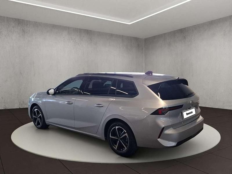 Neu Opel Astra Edition 145 PS (106 kW) 2026 Kristall silber (metallic) Kombi