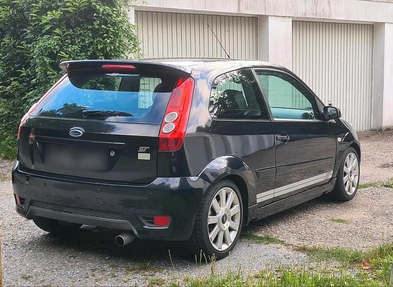 Gebraucht Ford Fiesta ST 150 PS (110 kW) 2005 Schwarz Kleinwagen