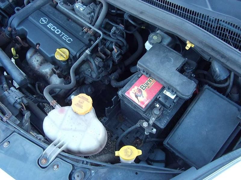 Gebraucht Opel Corsa Edition 69 PS (50 kW) 2011 Schwarz Limousine