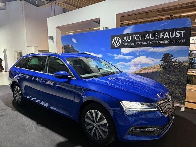 Gebraucht Skoda Superb Ambition 218 PS (160 kW) 2023 Blau Kombi
