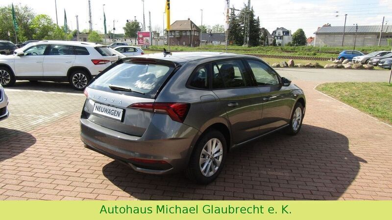Gebraucht Skoda Scala Selection 116 PS (85 kW) 2024 Grau Kleinwagen