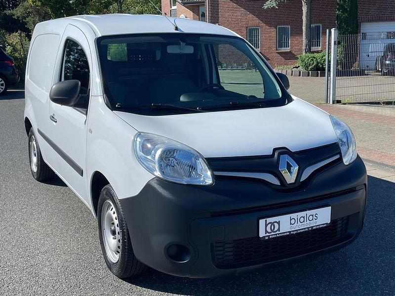 Weiß Gebraucht 2020 Renault Kangoo Van / Kleinbus | 11.900 € (Etwas zu teuer) - Bild 1/4
