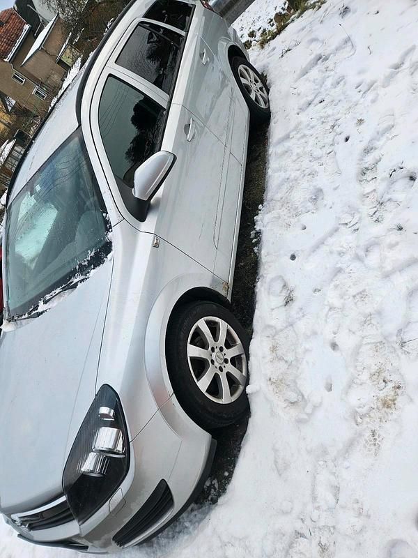 Gebraucht Opel Astra 120 PS (88 kW) 2005 Silber Kombi