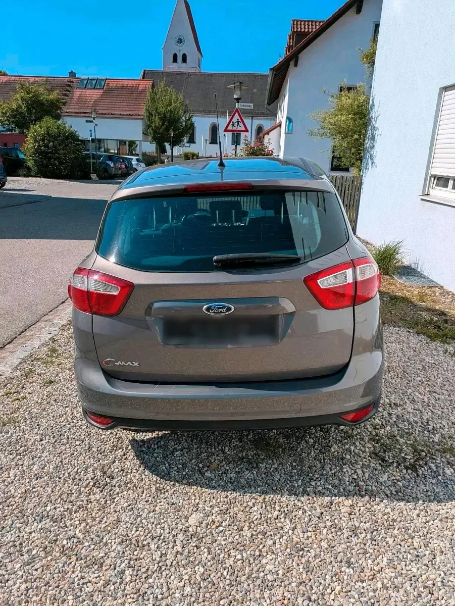 Gebraucht Ford C-MAX 136 PS (100 kW) 2012 Braun Van / Kleinbus