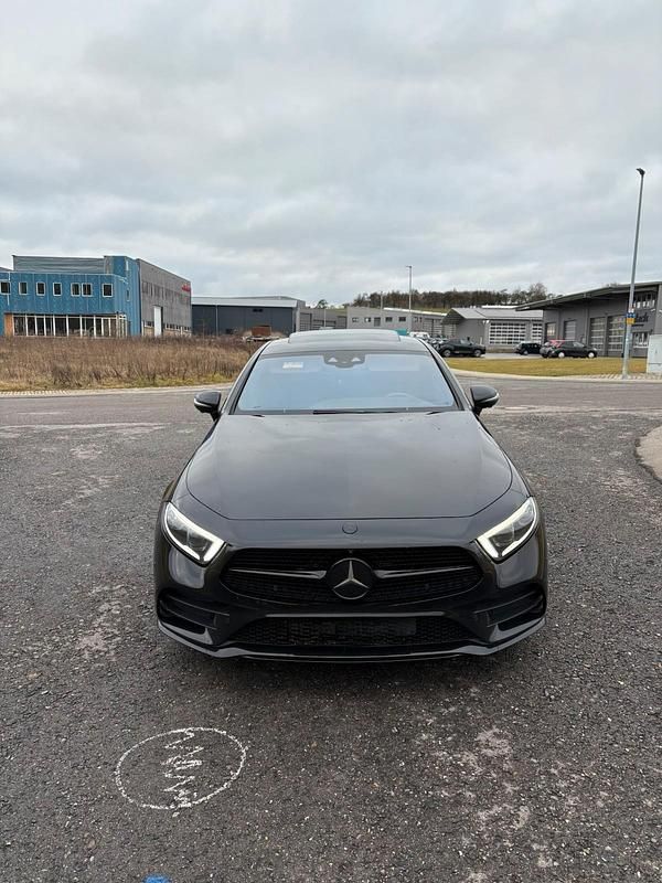 Schwarz Gebraucht 2018 Mercedes CLS300 Coupé | 35.100 € (Fairer Preis) - Bild 1/4