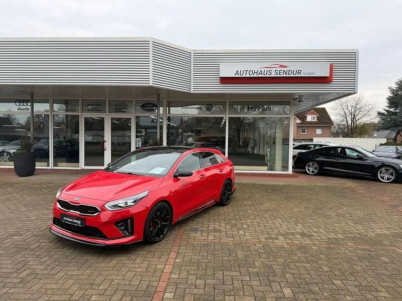 Rot Gebraucht 2019 Kia ProCeed GT Kleinwagen | 20.990 € (Fairer Preis) - Bild 1/4