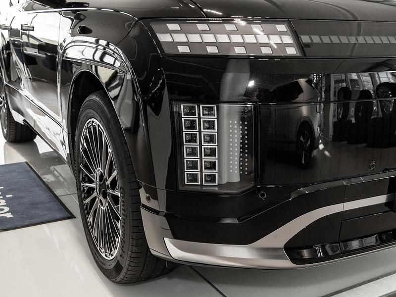 Neu Hyundai Ioniq 9 225 kW (306 PS) 2025 Schwarz SUV