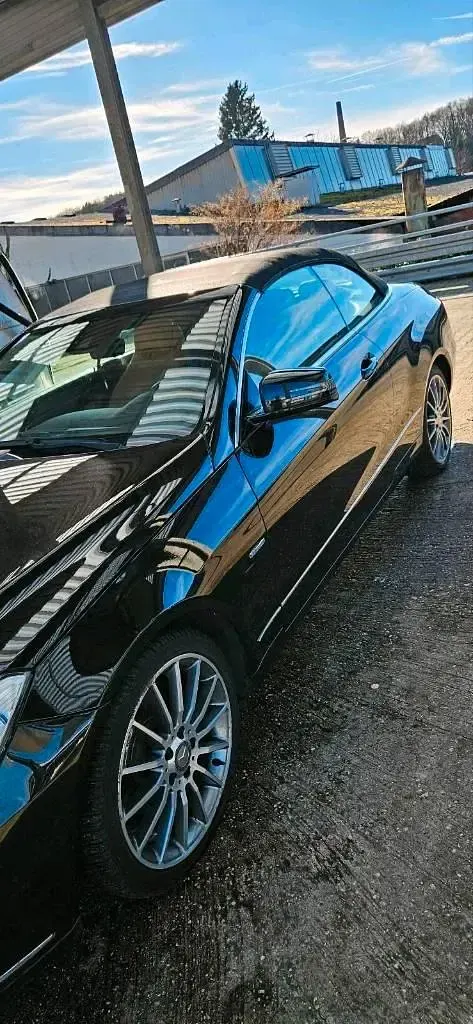 Gebraucht Mercedes 220 170 PS (125 kW) 2012 Schwarz Cabrio