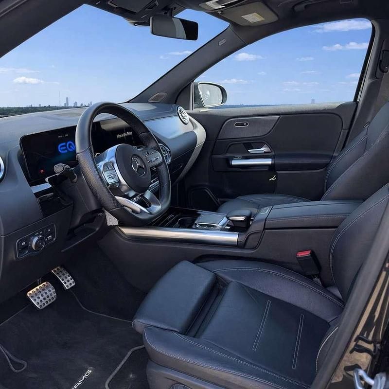 Gebraucht Mercedes EQA350 214 kW (292 PS) 2023 Schwarz SUV