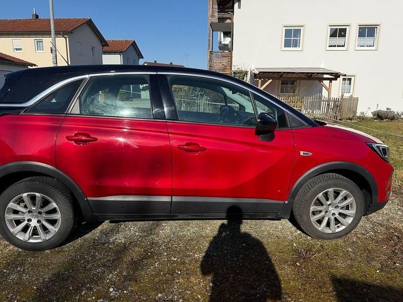 Gebraucht Opel Crossland Elegance 131 PS (96 kW) 2022 Rot SUV