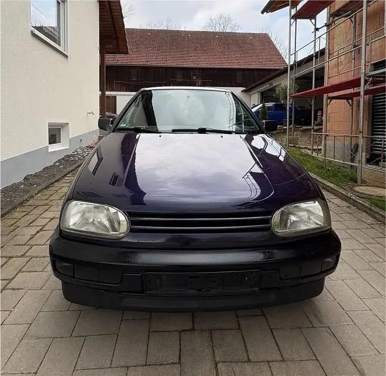 Brugt VW Golf III 60 HK (44 kW) 1997 Blå Hatchback