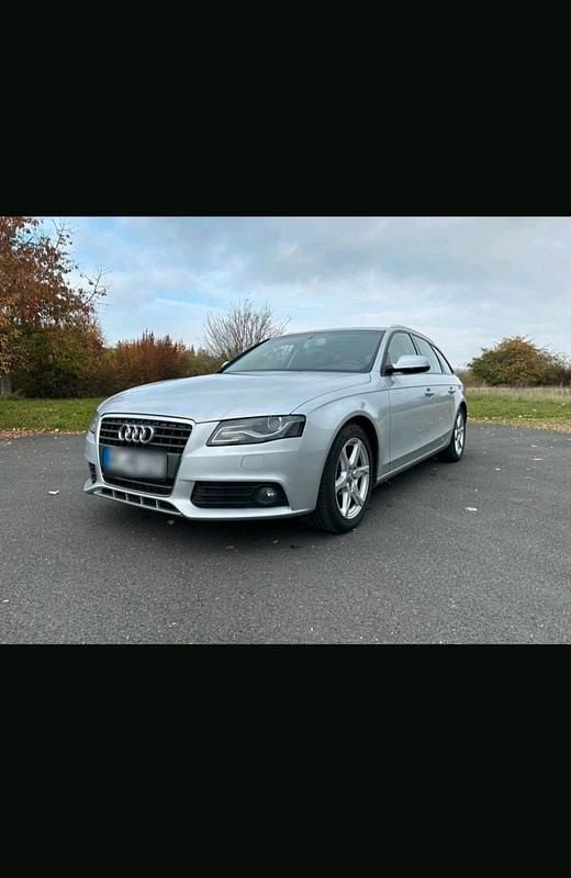 Silber Gebraucht 2009 Audi A4 Kombi | 8.850 € (Etwas zu teuer) - Bild 1/4