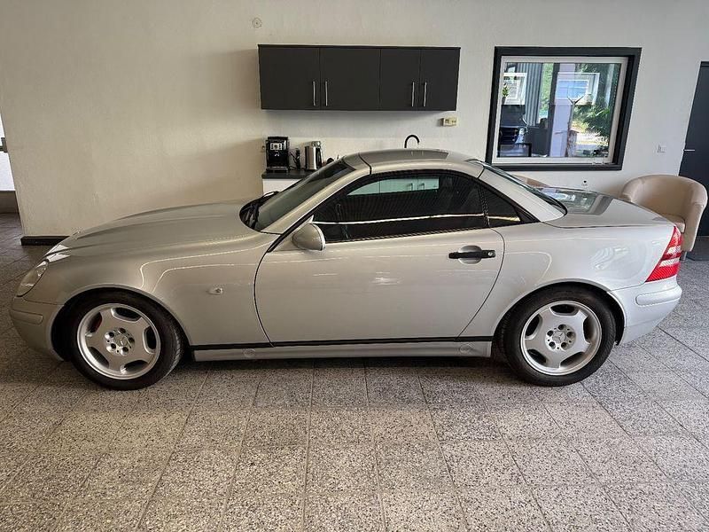 Silber Gebraucht 1999 Mercedes SLK200 Cabrio | 4.990 € (Guter Preis) - Bild 1/4