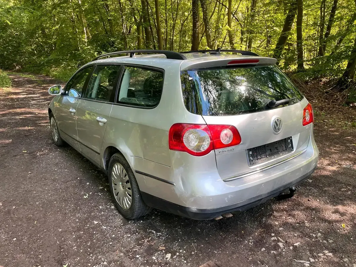 Gebraucht VW Passat 140 PS (102 kW) 2008 Grau Kombi