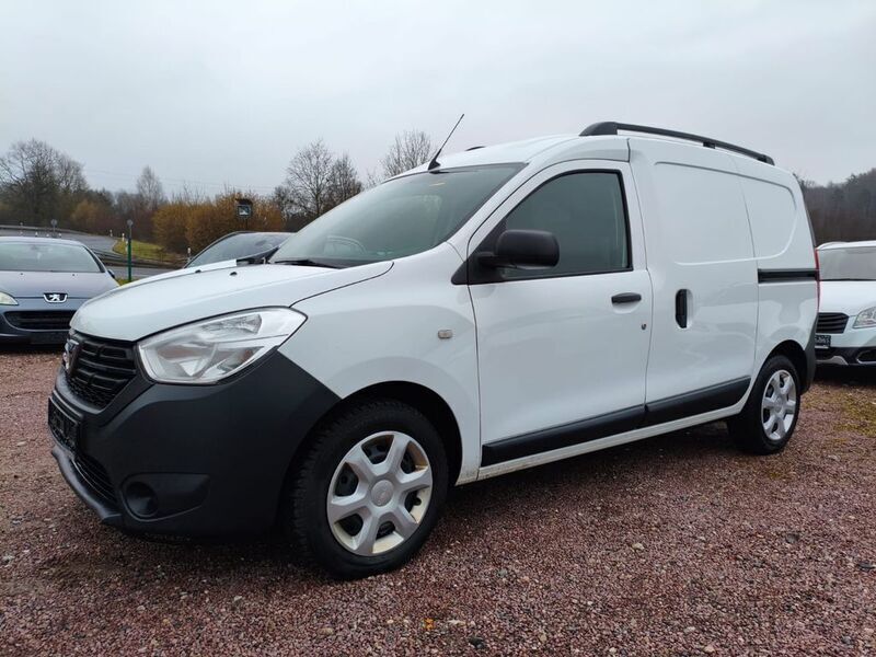 Weiß Gebraucht 2021 Dacia Dokker Comfort Van | 8.950 € (Fairer Preis) - Bild 1/4