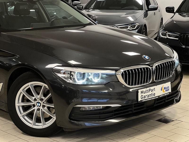 Gebraucht BMW 520 M Sport 190 PS (139 kW) 2020 Grau Kombi