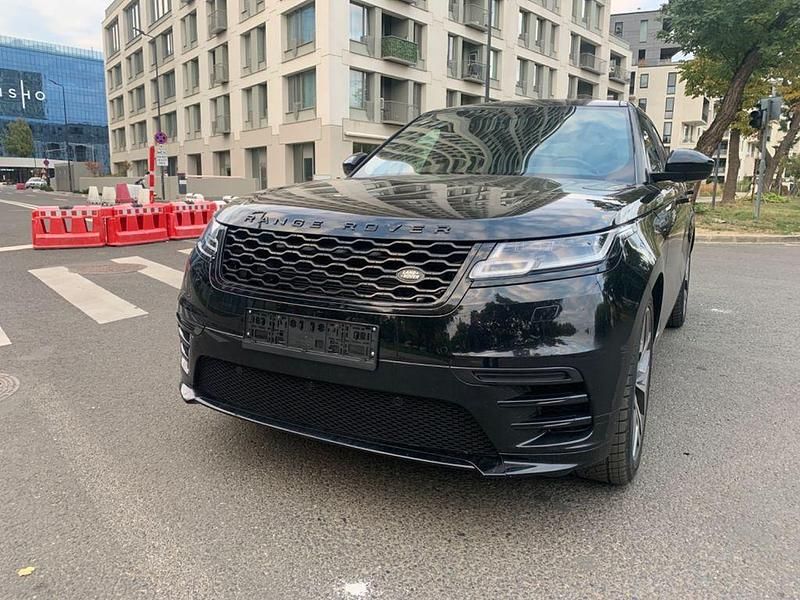 Schwarz Gebraucht 2020 Land Rover Range Rover Velar R-Dynamic SUV | 32.900 € - Bild 1/4