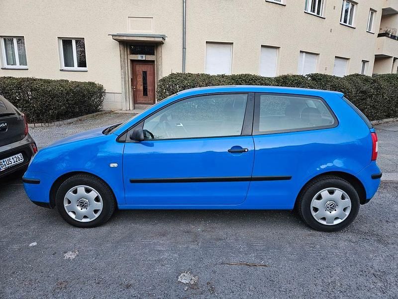 Gebraucht VW Polo Basis 54 PS (39 kW) 2003 Blau Limousine