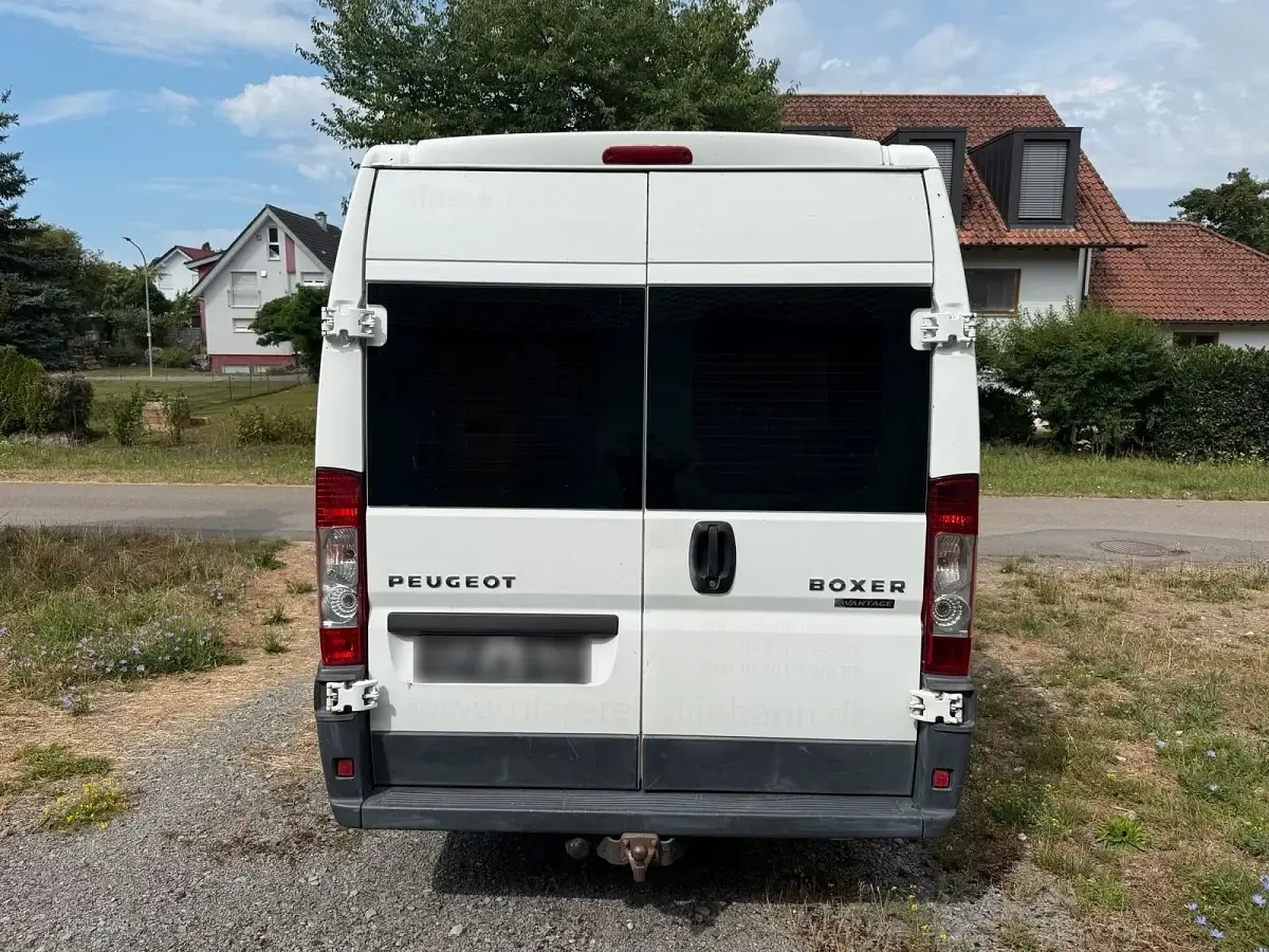 Gebraucht Peugeot Boxer 131 PS (96 kW) 2012 Weiß Van