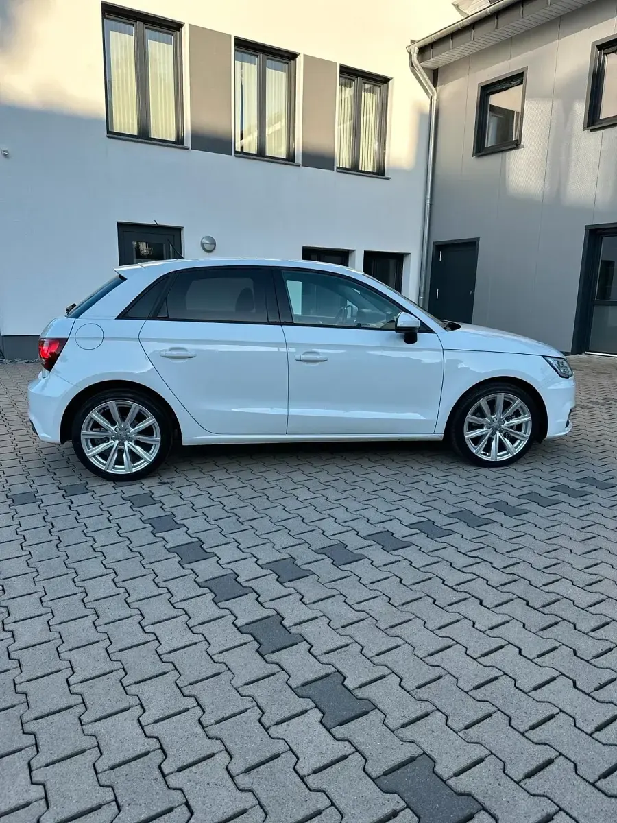 Gebraucht Audi A1 Design 125 PS (91 kW) 2016 Weiß Kleinwagen