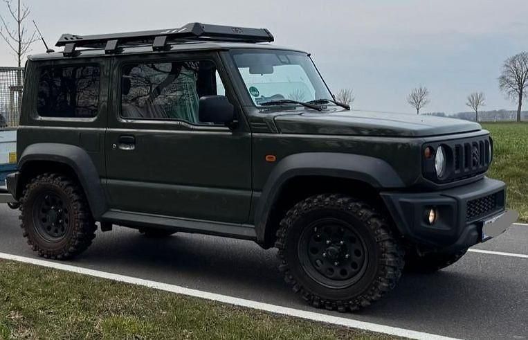 Gebraucht Suzuki Jimny 102 PS (75 kW) 2024 Grün SUV