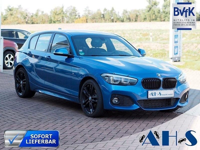 Blau Gebraucht 2018 BMW 118 M Sport Kleinwagen | 15.690 € (Guter Preis) - Bild 1/4