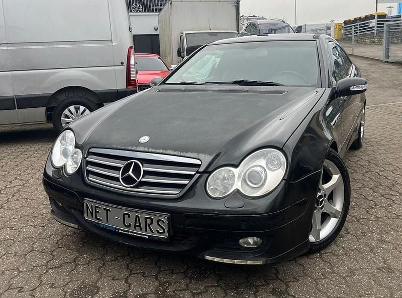 Gebraucht Mercedes C220 177 PS (130 kW) 2007 Schwarz Coupé