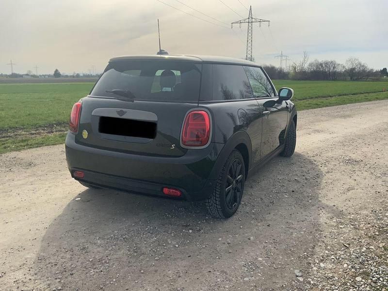 Gebraucht Mini Cooper SE Resolute Edition 135 kW (184 PS) 2023 Grün Kleinwagen