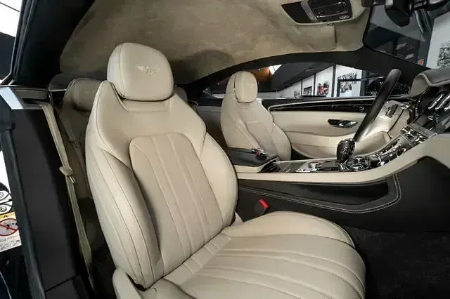 Gebraucht Bentley Continental GT 635 PS (467 kW) 2018 Onyx schwarz Coupé