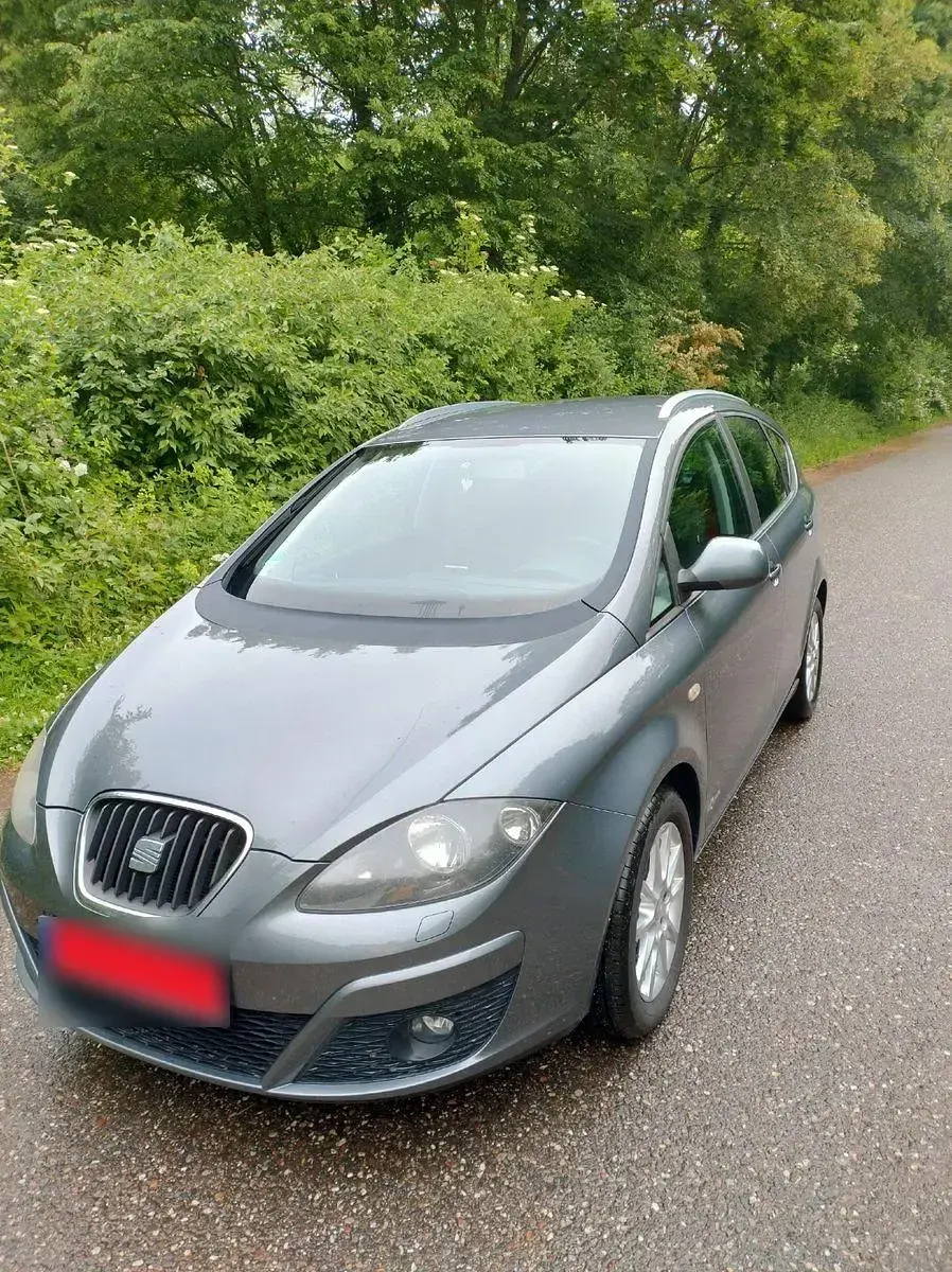 Gebraucht Seat Altea Copa 105 PS (77 kW) 2013 Grau Van / Kleinbus