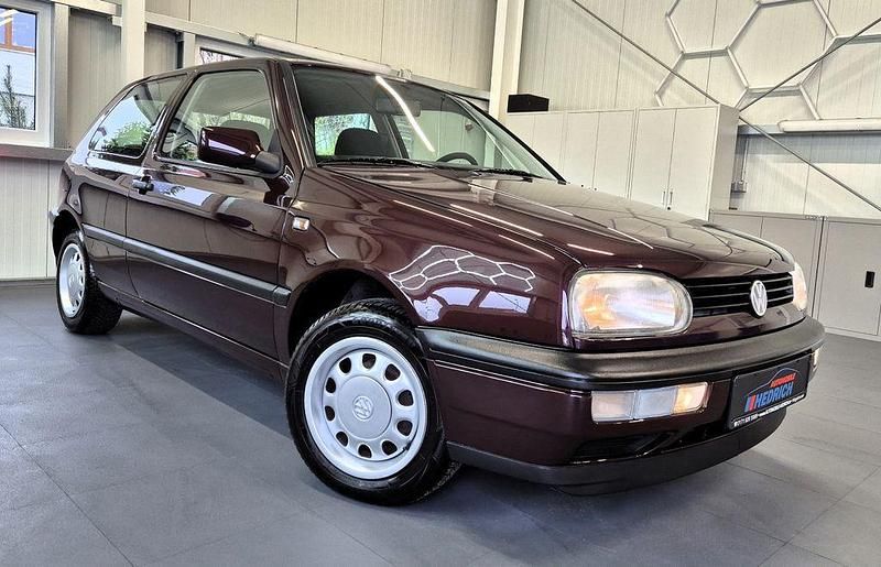 Gebraucht VW Golf III S 75 PS (55 kW) 1994 Violet Limousine