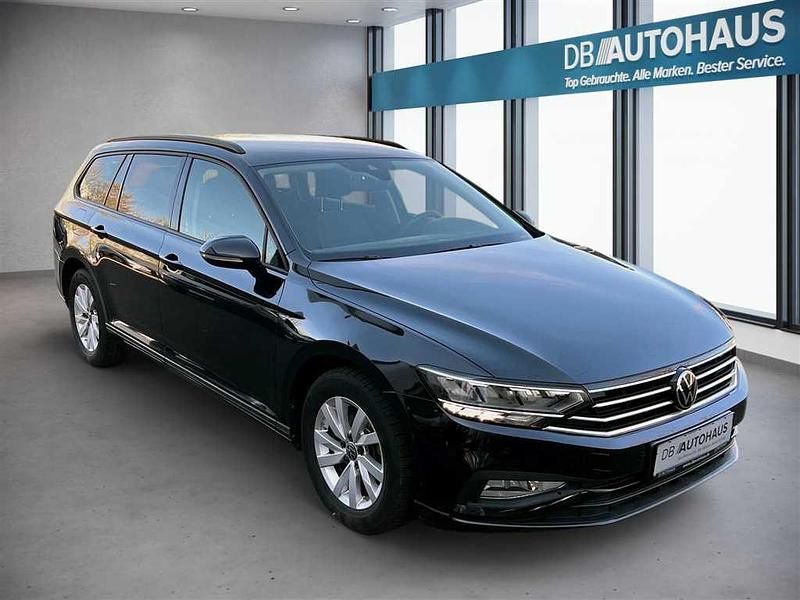 Gebraucht VW Passat 150 PS (110 kW) 2024 Schwarz Kombi