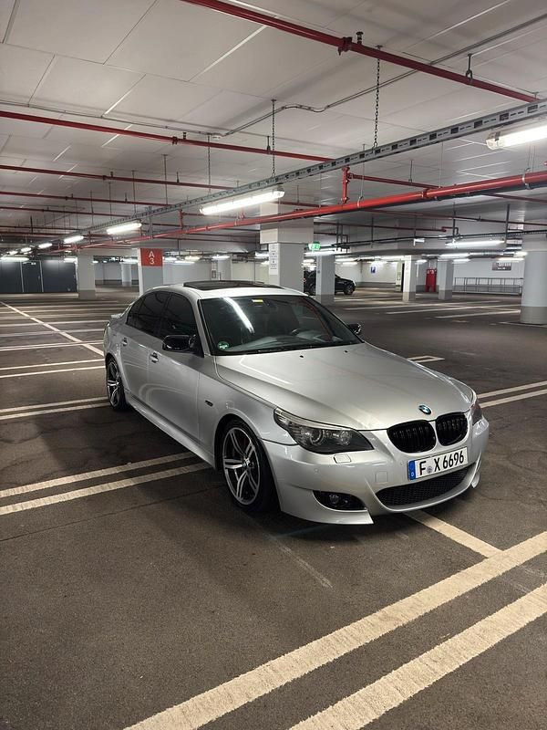 Silber Gebraucht 2008 BMW 535 Limousine | 9.999 € (Guter Preis) - Bild 1/4