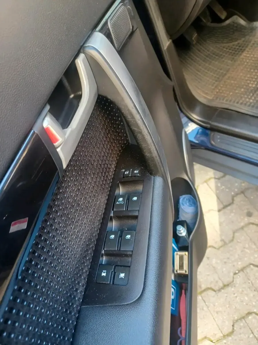 Gebraucht Chevrolet Captiva 167 PS (122 kW) 2011 Blau SUV