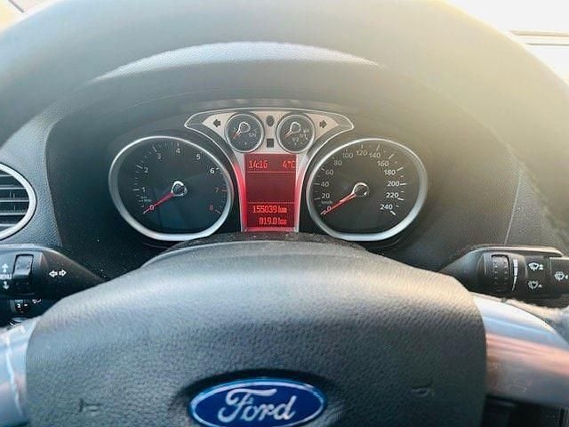 Gebraucht Ford Focus Titanium 145 PS (106 kW) 2009 Grün Limousine