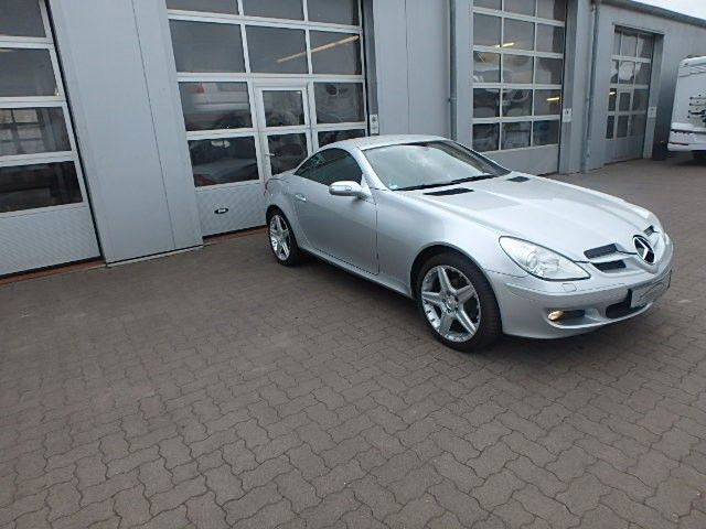 Gebraucht Mercedes SLK200 163 PS (119 kW) 2008 Silber Cabrio