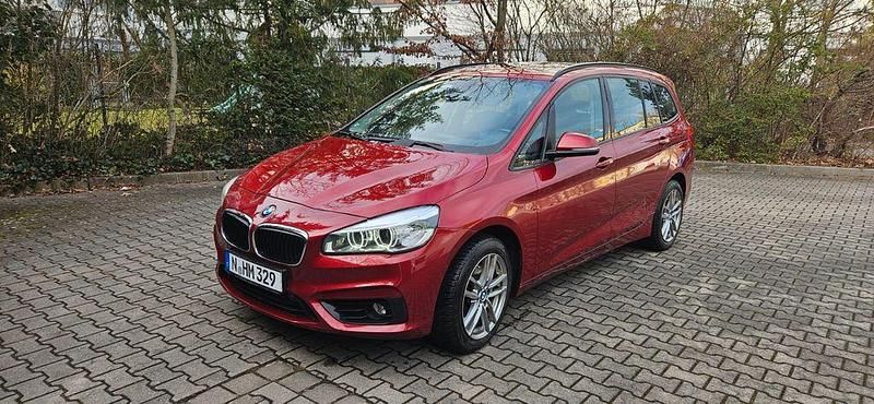 Gebraucht BMW 220 Gran Tourer Luxury Line 190 PS (139 kW) 2015 Rot Van / Kleinbus