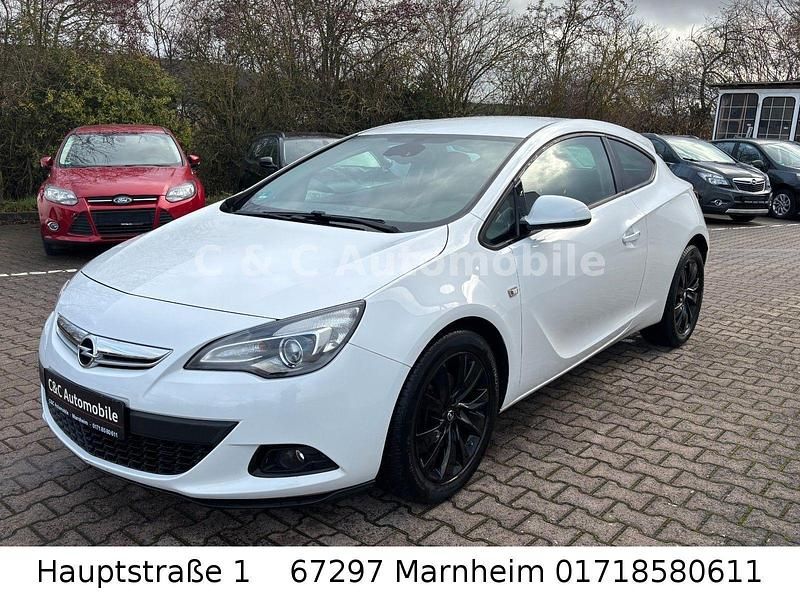 Gebraucht Opel Astra GTC Basis 136 PS (100 kW) 2015 Weiß Coupé