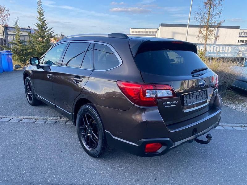 Gebraucht Subaru Outback Active 150 PS (110 kW) 2017 Braun Kombi