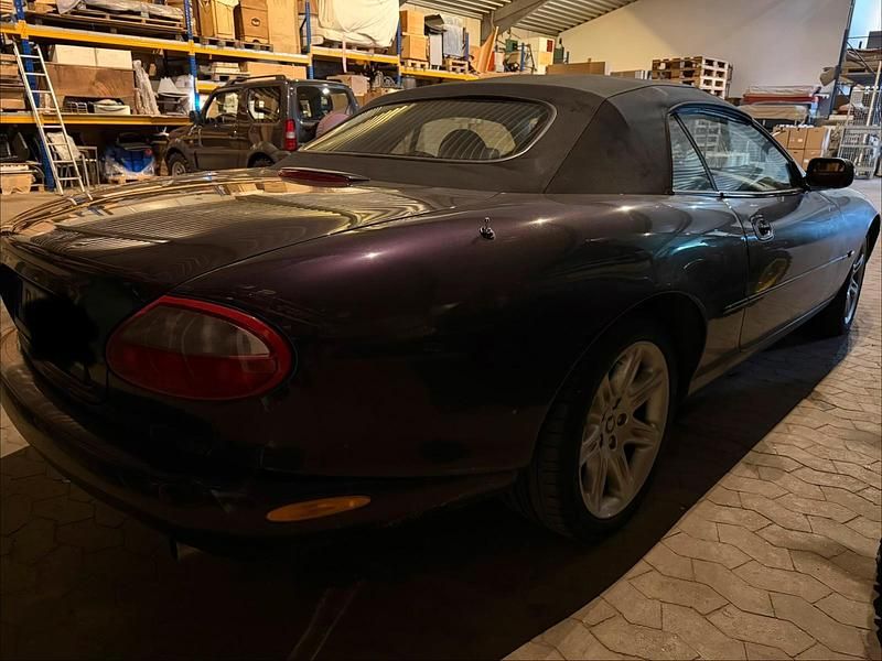 Gebraucht Jaguar XK 284 PS (208 kW) 1999 Violet Cabrio