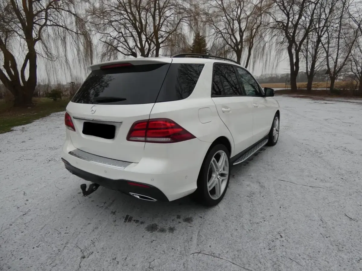 Gebraucht Mercedes GLE350 252 PS (185 kW) 2015 Weiß SUV