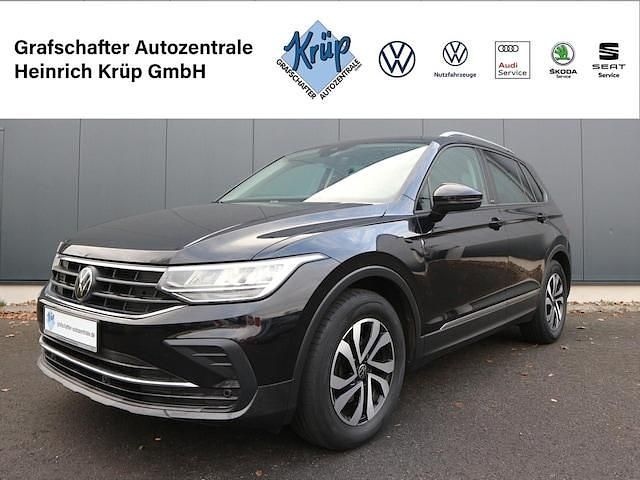 Gebraucht VW Tiguan Active 150 PS (110 kW) 2023 Schwarz SUV