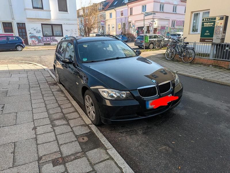 Gebraucht BMW 318 130 PS (95 kW) 2006 Schwarz Kombi