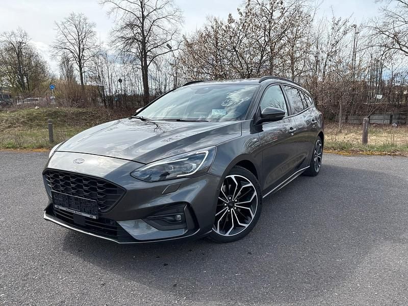 Gebraucht Ford Focus ST-Line 150 PS (110 kW) 2018 Grau Kombi