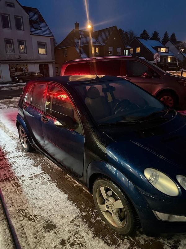 Second-hand Smart ForFour 70 CP (51 kW) 2004 Albastru Hatchback