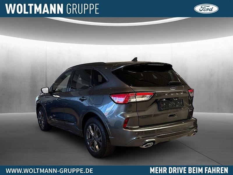 Gebraucht Ford Kuga ST-Line 190 PS (139 kW) 2022 Grau SUV