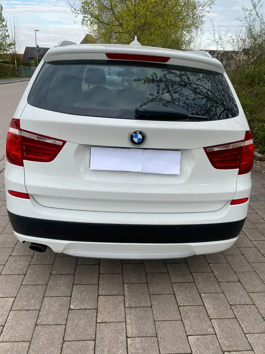 Gebraucht BMW X3 184 PS (135 kW) 2011 Weiß SUV