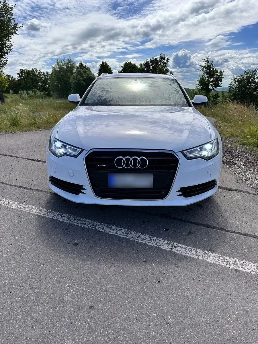 Gebraucht Audi A6 204 PS (150 kW) 2012 Weiß Kombi